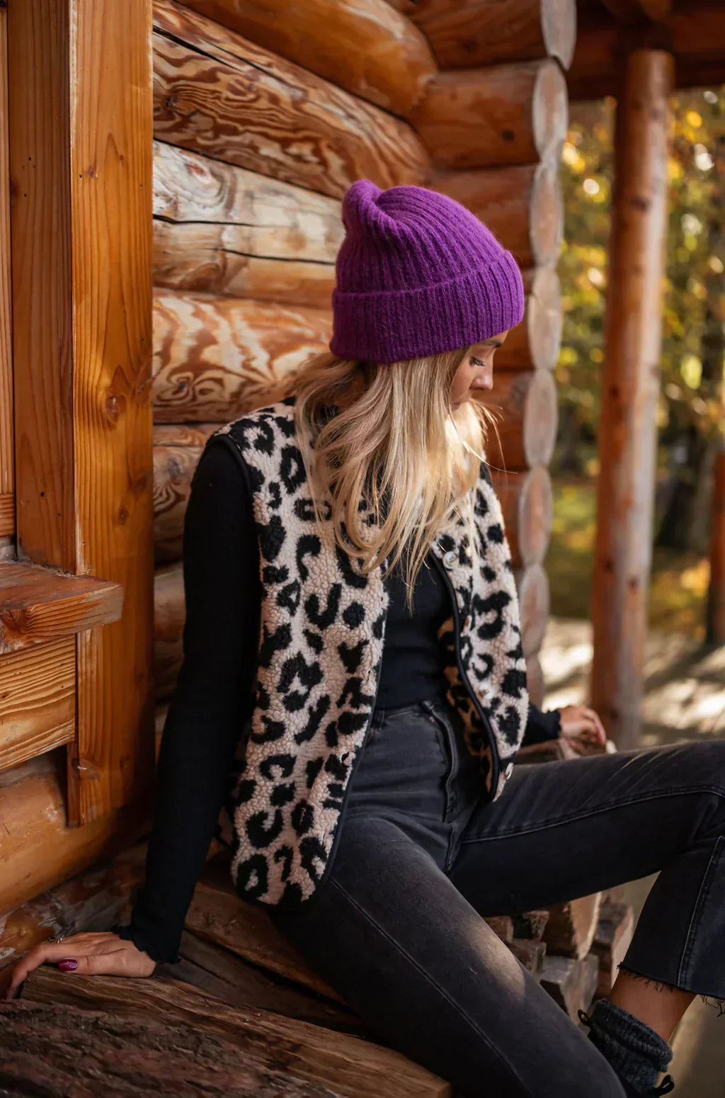 Astrd - Leopard Knitted Vest