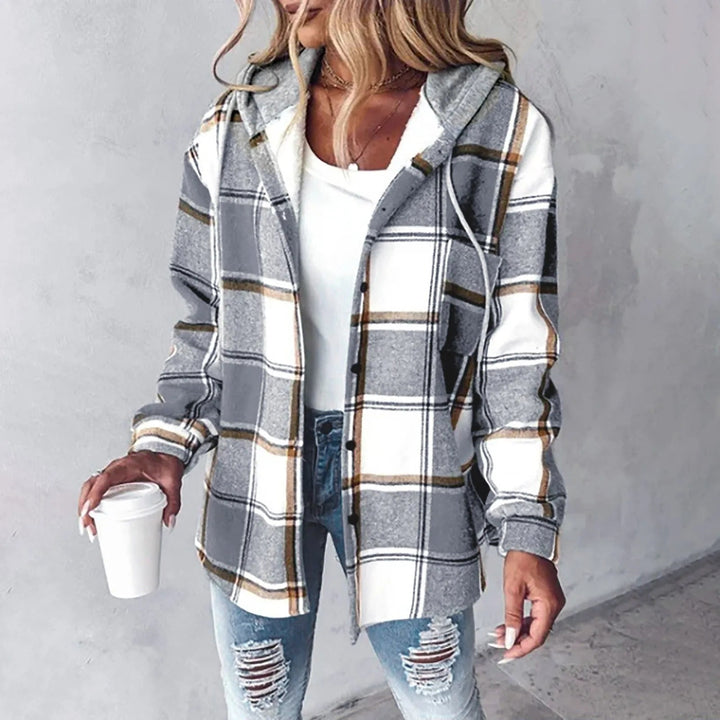 Aoibhín | Modern & Soft Autumn Coat
