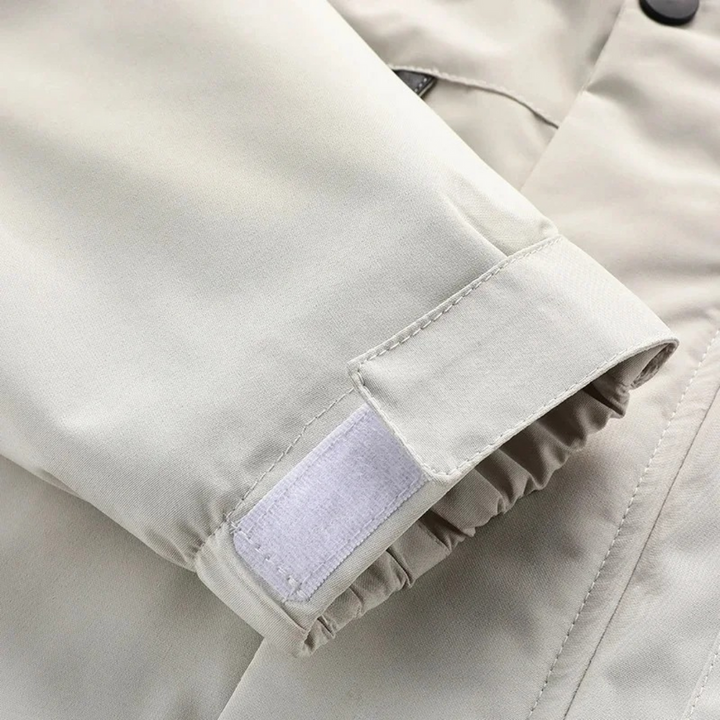 Berenike – Comfortable Wind And Waterproof Outdoor Jacket