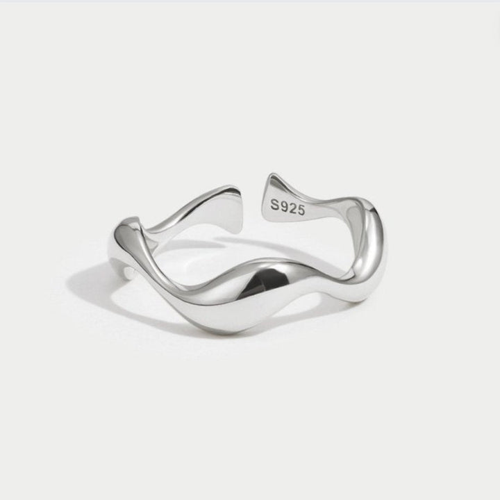 Waves - Minimalistischer Ring