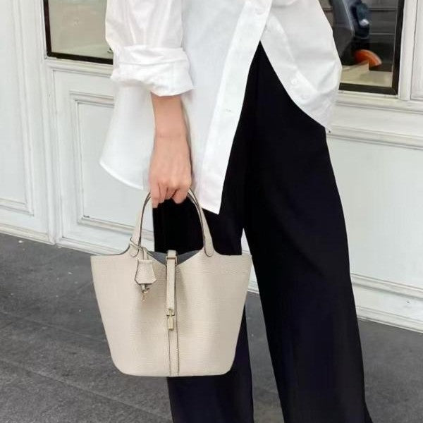 Joolia - Stylish Kate Lock Bag
