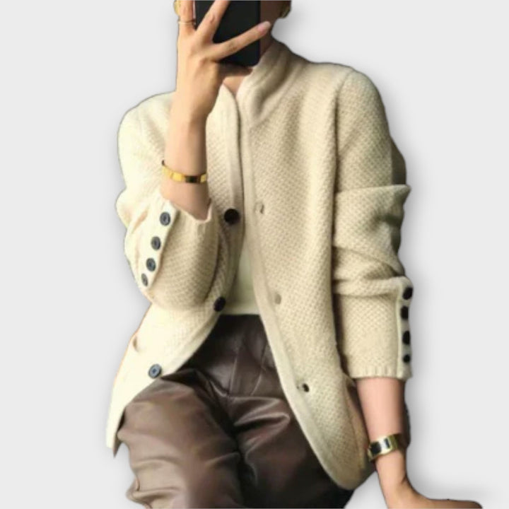 Alissa - Chic and Comfortable Cardigan