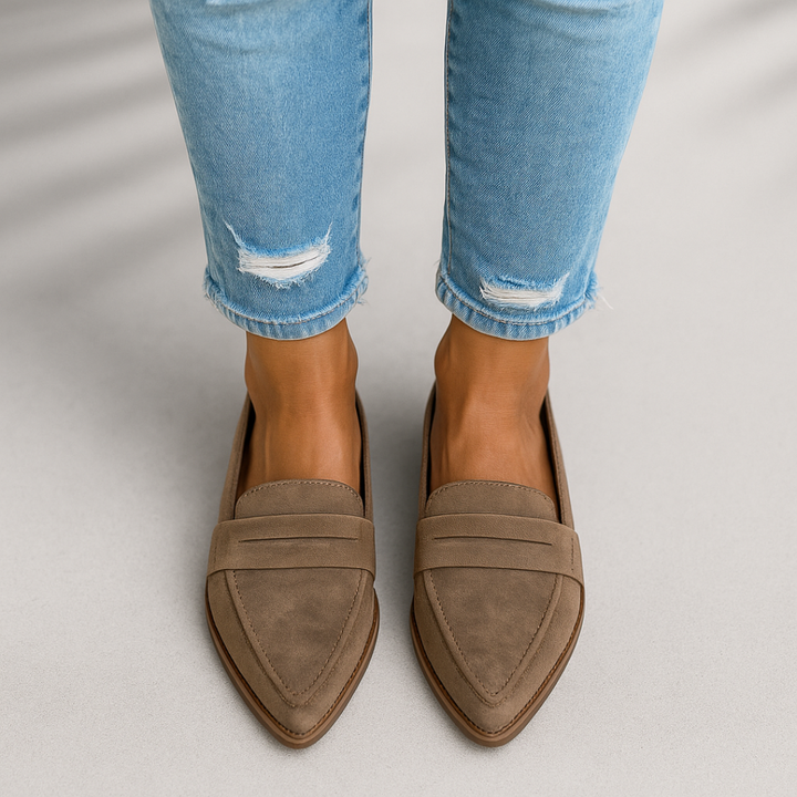 SERENIQUE | Elegant Pointed Flats