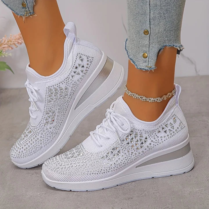 Namika - Comfortable Orthopedic Sneaker