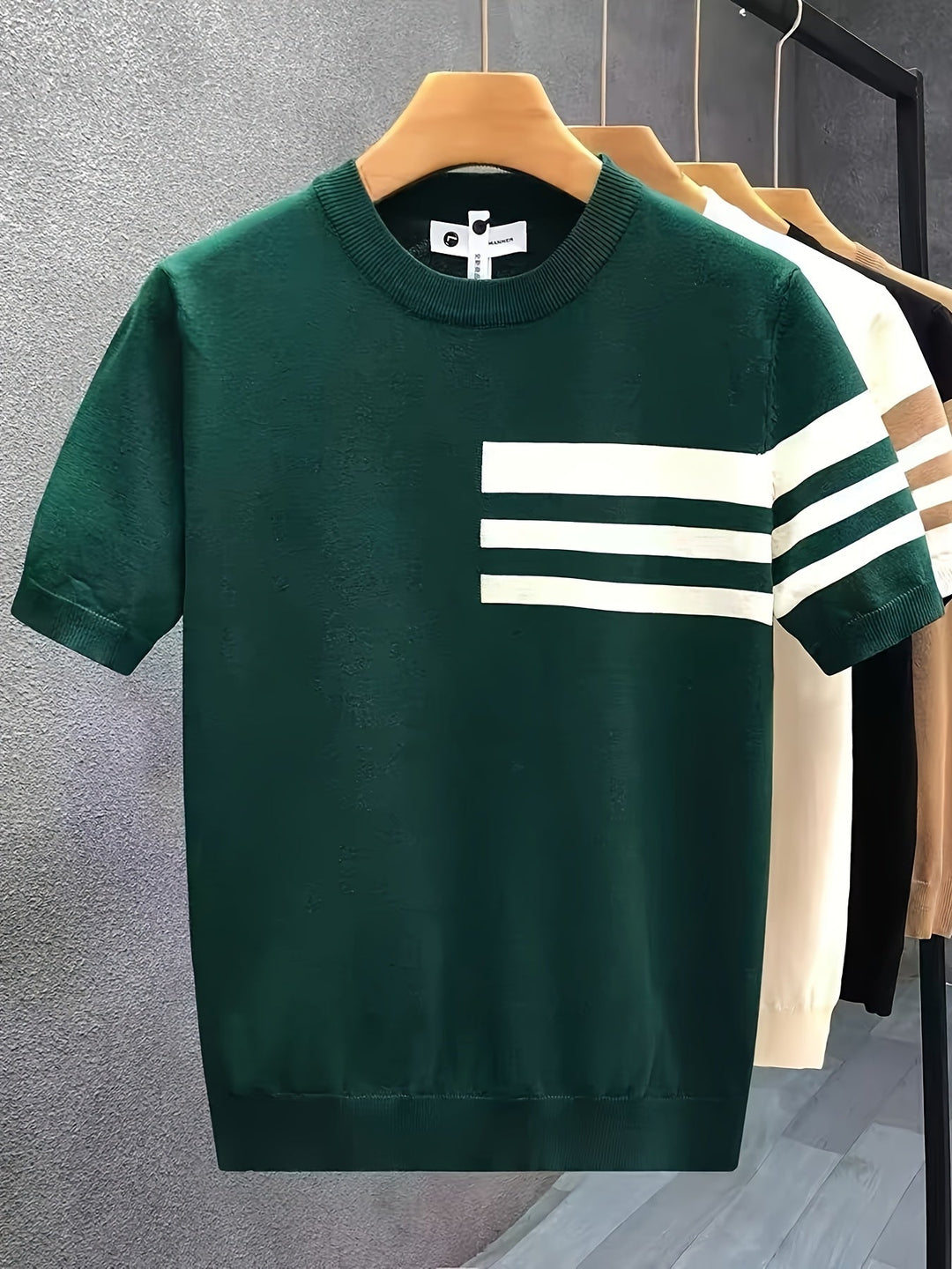 Harper - Comfortable T-Shirt With Round Neck