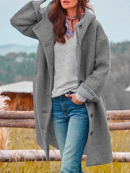 Amara – Elegant Coat with Long Sleeves