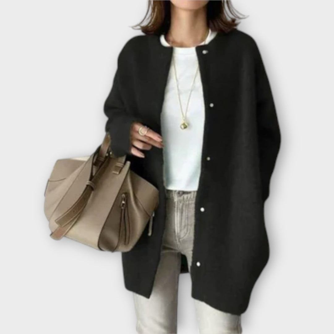 Lilly - Chic and Stylish Cardigan