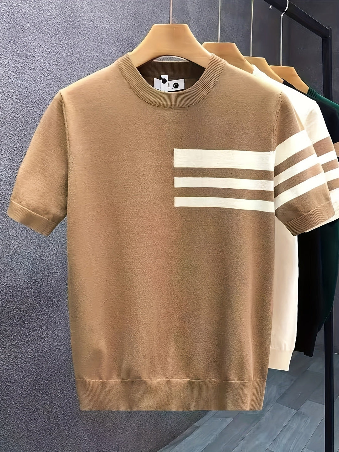 Harper - Comfortable T-Shirt With Round Neck