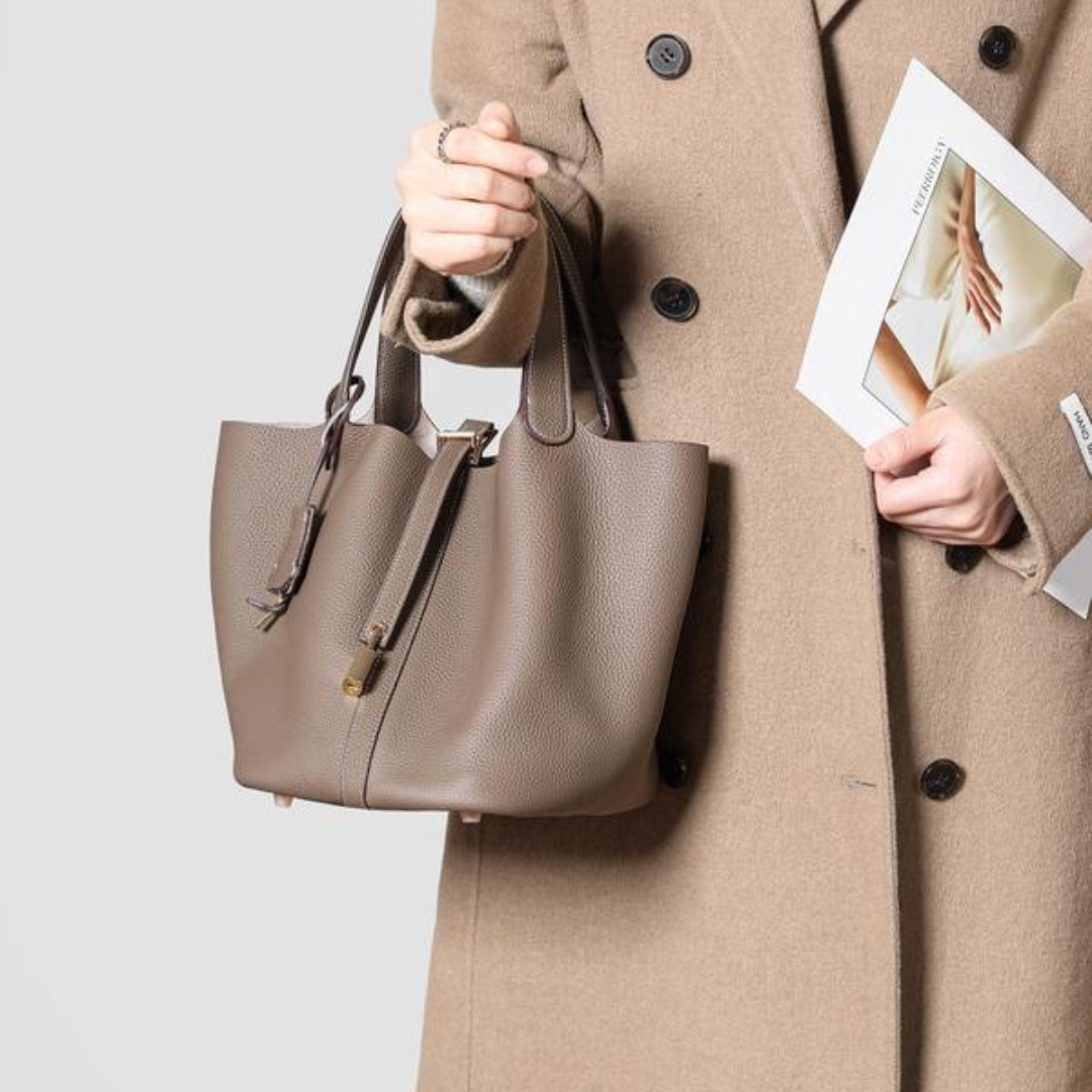 Joolia - Stylish Kate Lock Bag