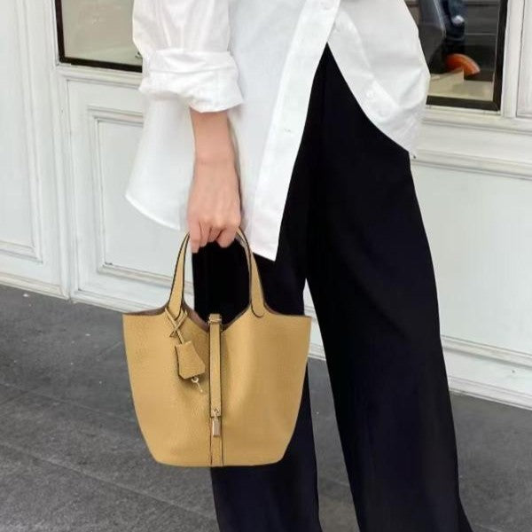 Joolia - Stylish Kate Lock Bag