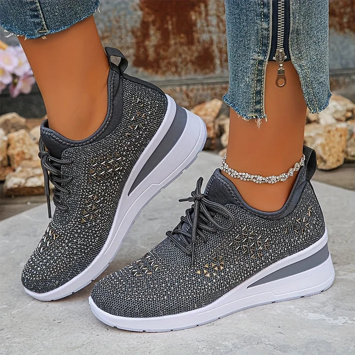 Namika - Comfortable Orthopedic Sneaker
