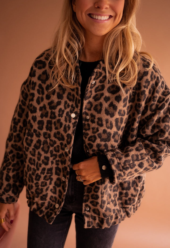 Charlotte | Chic Leopard Jacket